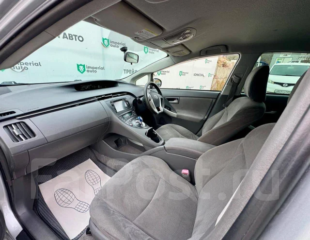 Toyota Prius. �������, ��������, 1.8 (99��.�.), ������, 259 000����. �� ����