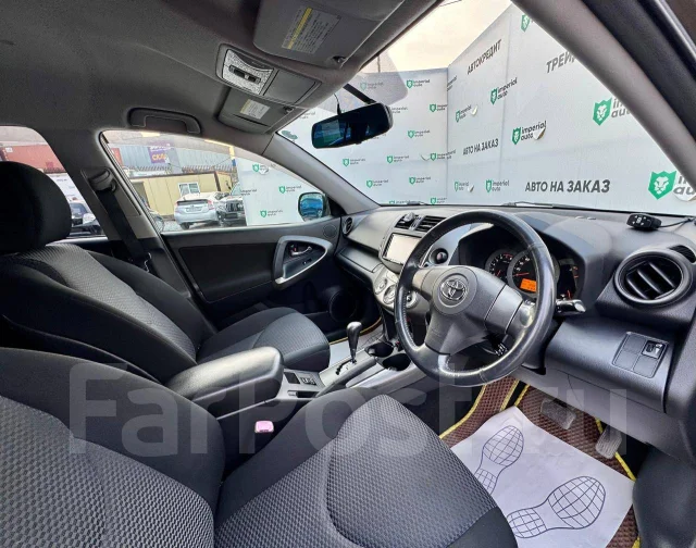 Toyota RAV4. �������, 4wd, 2.4 (170��.�.), ������, 103 000����. �� ����