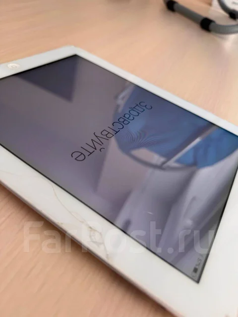 Apple iPad 4. ������ 16 �� ����