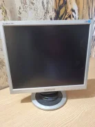Samsung. 17", ���������� �� (LCD, LED, QLED) ����