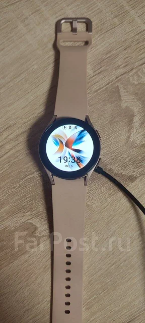 Samsung Galaxy Watch4 Classic. GPS, NFC, IP68 ����