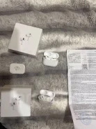 Apple AirPods ����