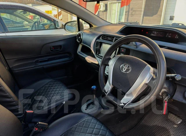 Toyota Aqua. �������, ��������, 1.5 (74��.�.), ������, 346 754����. �� ����