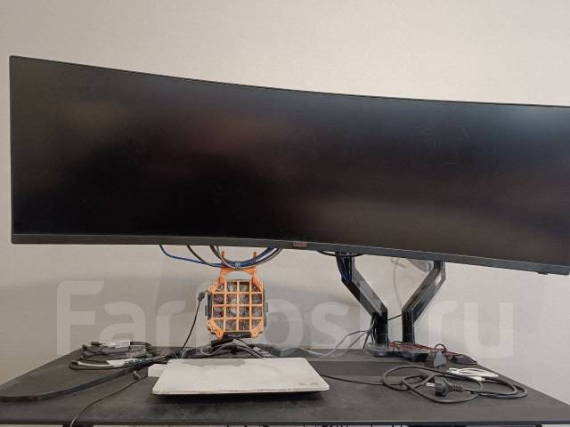 AOC. 49" ����