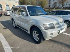 Mitsubishi Pajero. �������, 4wd, 3.0 (180��.�.), ������, 240����. �� ����