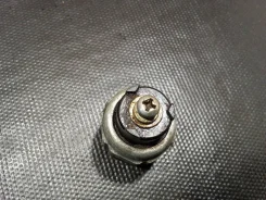 ������ �������� ����� ���� Toyota 03-71 35000-2C070 84220-30050 ����