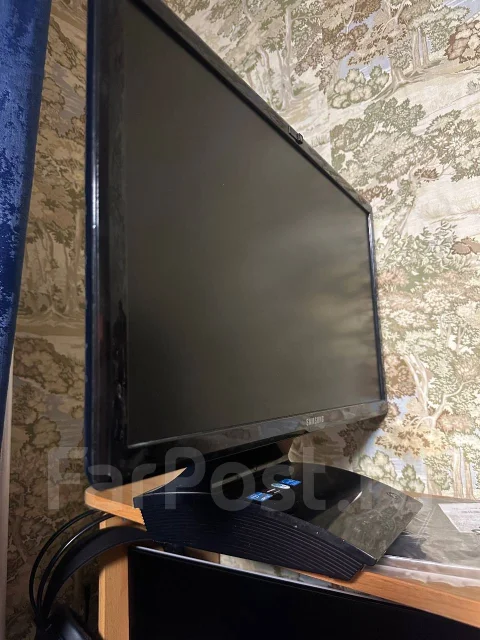 Samsung. 21.5", ���������� �� (LCD, LED, QLED) ����