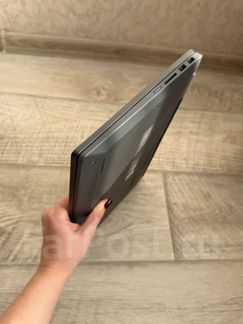Lenovo IdeaPad Flex 5. 14", 2,4����, ��� 8 ��, ���� 256���, WiFi: 1, Bluetooth: 1, ����������� �� 10��. ����