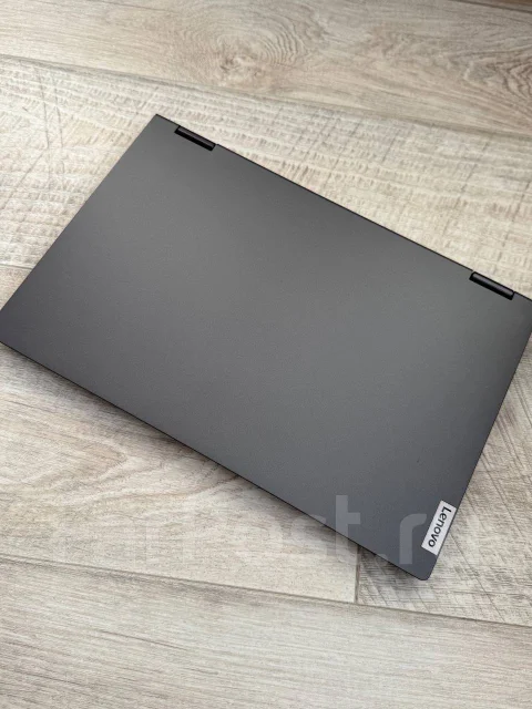 Lenovo IdeaPad Flex 5. 14", 2,4����, ��� 8 ��, ���� 256���, WiFi: 1, Bluetooth: 1, ����������� �� 10��. ����