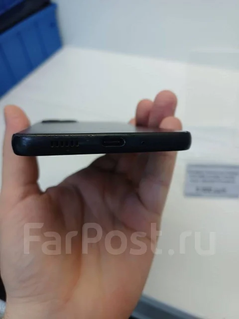 Apple iPhone Xr. �/�, 64 ��, �������, 4G LTE ����