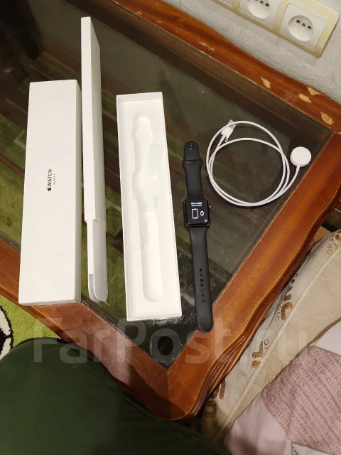 Apple Watch Series 3. GPS, NFC, SIM-�����, IP67 ����