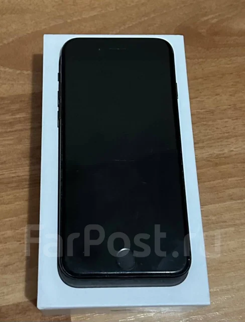 Apple iPhone SE 2020. �/�, 64 ��, ������, 4G LTE ����