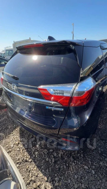 Honda Shuttle. GP7 ����