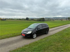 Opel Zafira ����