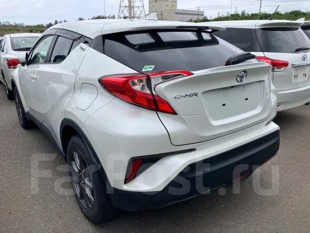 Toyota C-HR. ��������, 4wd, 1.2 (116��.�.), ������, 52 698����. ��, �/�, ��� ���. ��� ����� �� ������������ ����