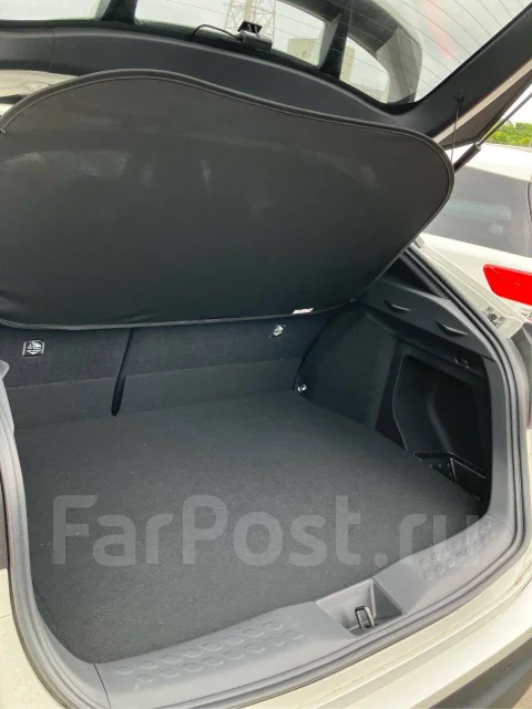 Toyota C-HR. ��������, 4wd, 1.2 (116��.�.), ������, 52 698����. ��, �/�, ��� ���. ��� ����� �� ������������ ����