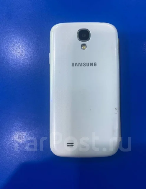 Samsung Galaxy S4. �/�, 16 ��, �����, 3G, 4G LTE, NFC ����