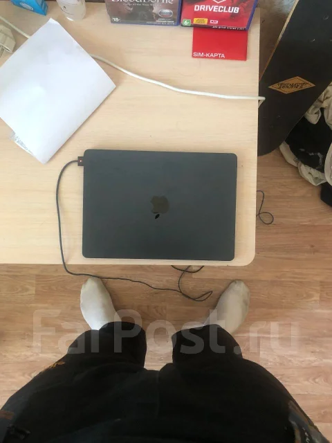 Apple MacBook Air 13 2022. 13.6", ��� 8 ��, ���� 256���, WiFi: 1, Bluetooth: 1, ����������� �� 18��. ����