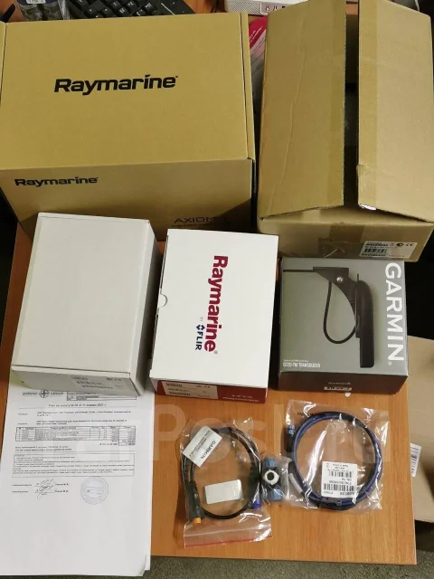 Bayliner. ����� 8��., ��������� ���������, 250��.�., ������ ����