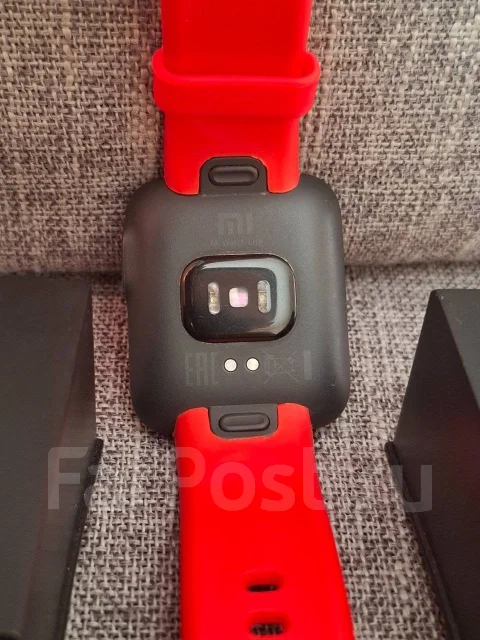 Xiaomi Mi Watch Lite. IP68 ����