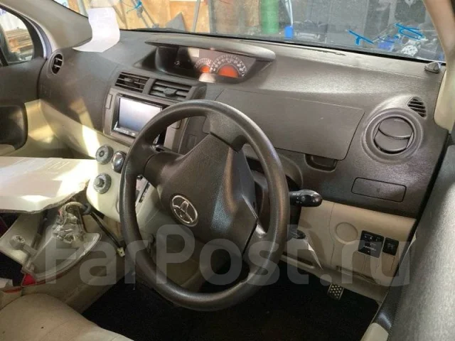 Toyota Passo Sette. M502E, 3SZVE ����
