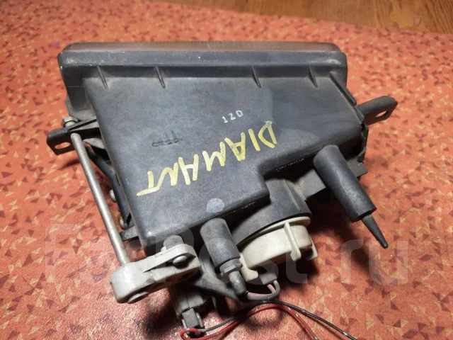 ���� ��������������� Mitsubishi Diamante F31A, ������ ����