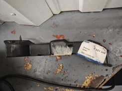��������� ������� ������� ����� FORD 1321368 1321368 ����