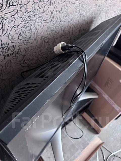 Toshiba. LCD (��) ����