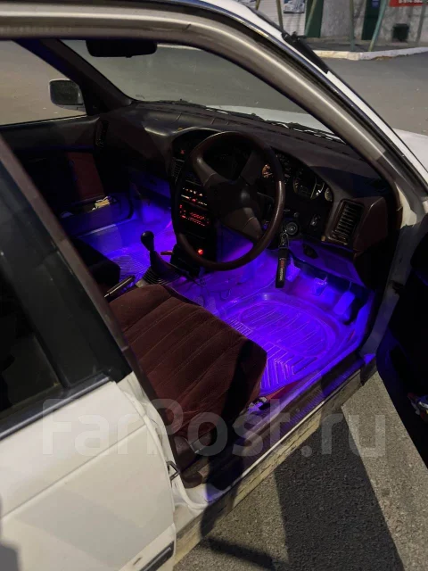 Toyota Corolla. ��������, ��������, 1.0 (90��.�.), ������, 248 000����. �� ����