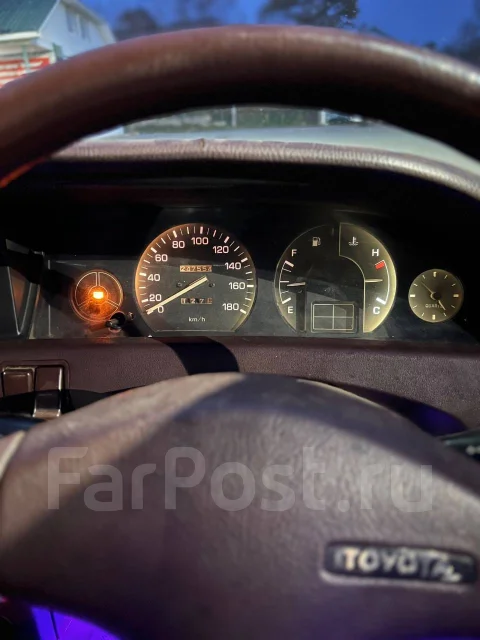 Toyota Corolla. ��������, ��������, 1.0 (90��.�.), ������, 248 000����. �� ����