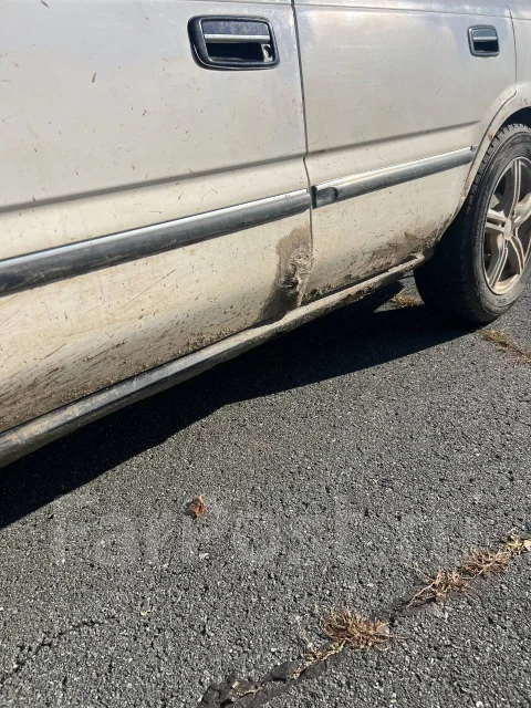 Toyota Corolla. ��������, ��������, 1.0 (90��.�.), ������, 248 000����. �� ����