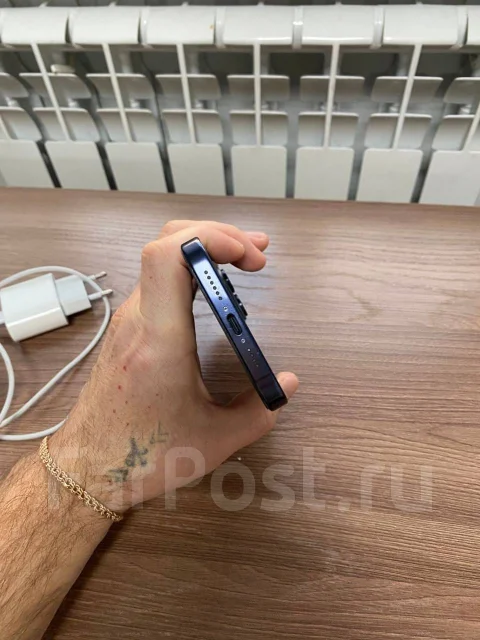 Apple iPhone 15 Pro Max. �/�, 256 ��, 4G LTE, 5G, NFC ����