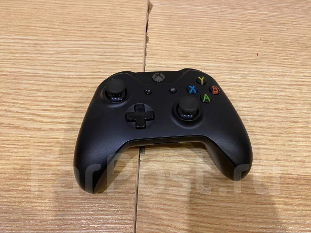 Microsoft Xbox One S ����