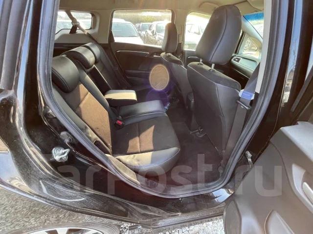 Honda Shuttle. GP7 ����
