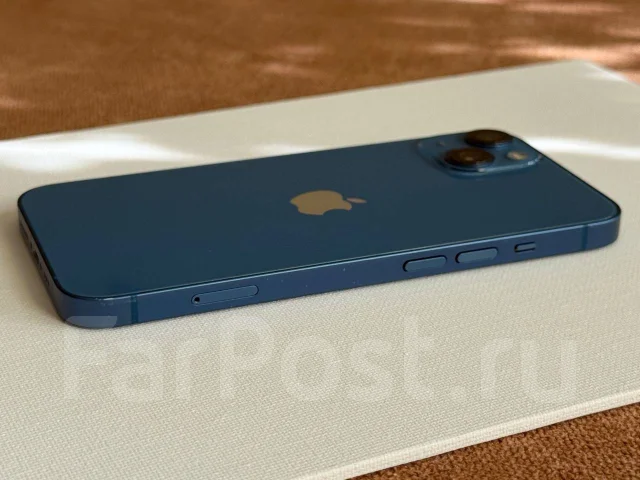Apple iPhone 13. �/�, 256 ��, �����, 4G LTE, Dual-SIM ����
