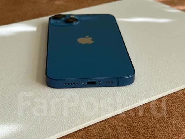 Apple iPhone 13. �/�, 256 ��, �����, 4G LTE, Dual-SIM ����