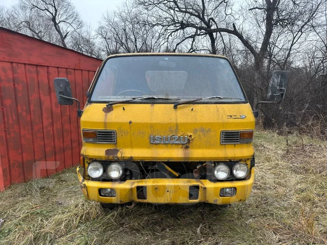 Isuzu Elf ����