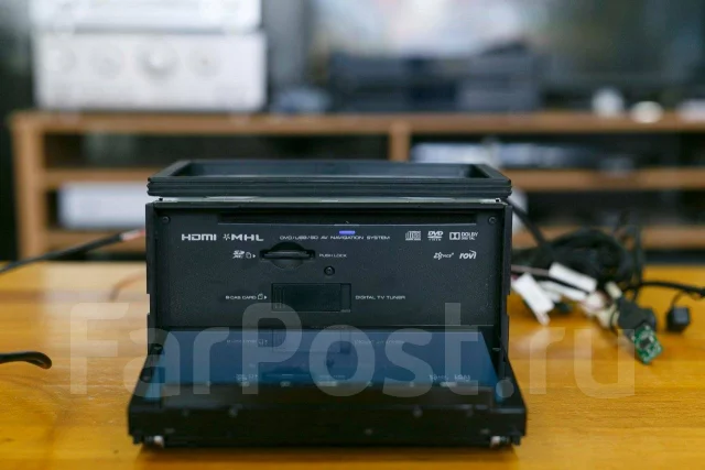 Kenwood MDV-Z700 ����