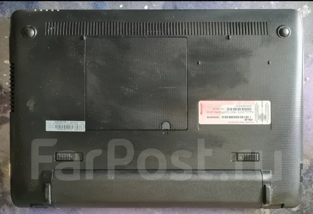 Asus Eee PC 1215P. 12.1", 1,7����, ��� 2048 ��, ���� 300���, WiFi: 1, Bluetooth: 1, ����������� �� 4 400��. ����