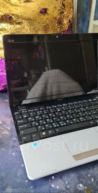Asus Eee PC 1215P. 12.1", 1,7����, ��� 2048 ��, ���� 300���, WiFi: 1, Bluetooth: 1, ����������� �� 4 400��. ����