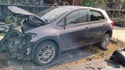 Toyota Auris ����