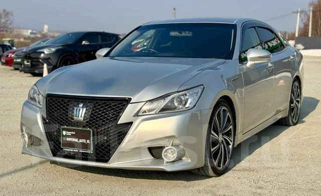 Toyota Crown. �������, ������, 2.5 (178��.�.), ������, 168 000����. �� ����