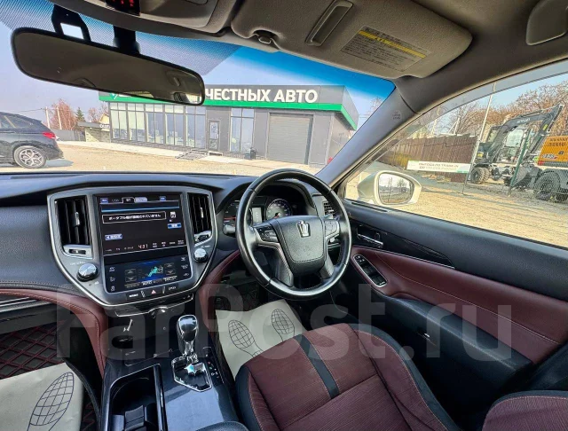 Toyota Crown. �������, ������, 2.5 (178��.�.), ������, 168 000����. �� ����
