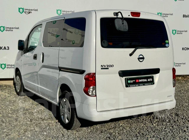 Nissan NV200. �������, ��������, 1.6 (109��.�.), ������, 182 000����. �� ����
