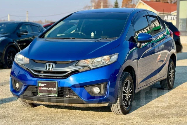 Honda Fit. �������, ��������, 1.3 (100��.�.), ������, 125 000����. �� ����