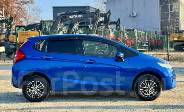 Honda Fit. �������, ��������, 1.3 (100��.�.), ������, 125 000����. �� ����