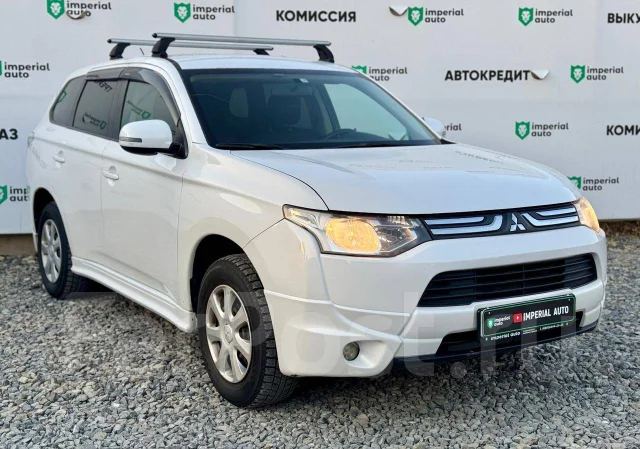 Mitsubishi Outlander. �������, 4wd, 2.0 (146��.�.), ������, 264 000����. �� ����