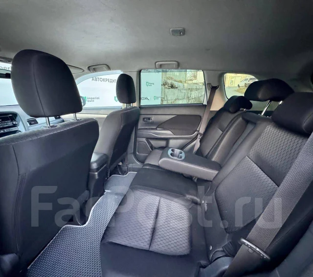 Mitsubishi Outlander. �������, 4wd, 2.0 (146��.�.), ������, 264 000����. �� ����