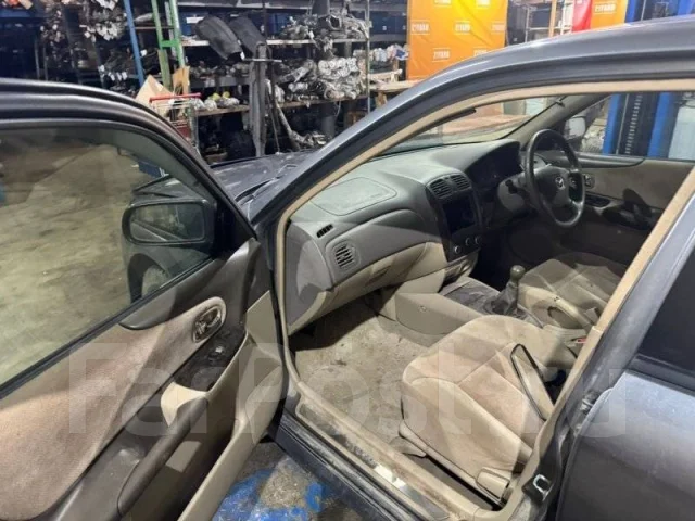 Mazda Familia. BJ5P, ZLDE ����