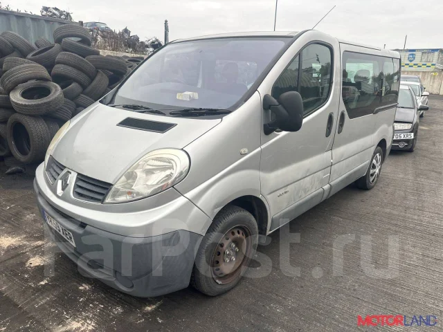 ������� Renault Trafic 2001-2014 20712074 8200621305 ����